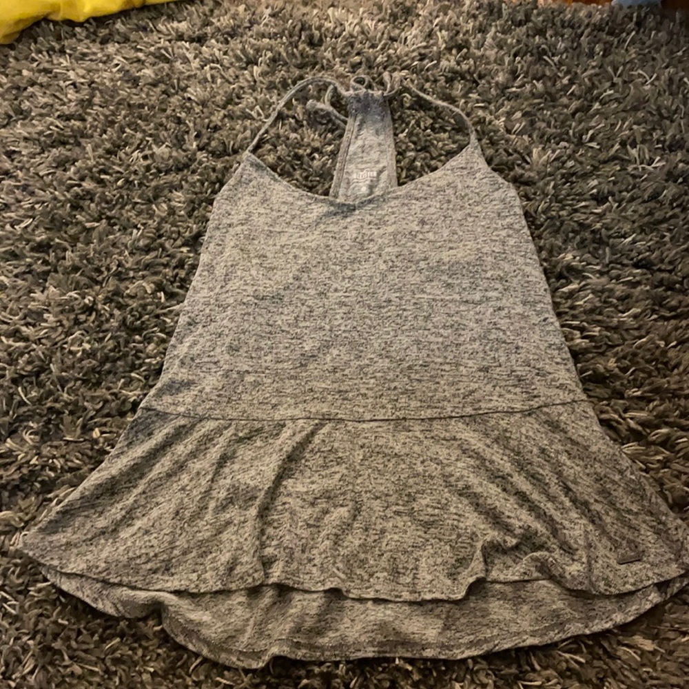 hollister gray loose tank! very comfy